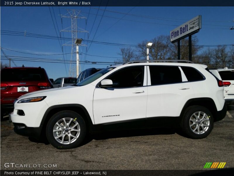 Bright White / Black 2015 Jeep Cherokee Latitude