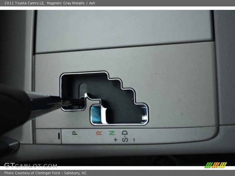 Magnetic Gray Metallic / Ash 2011 Toyota Camry LE
