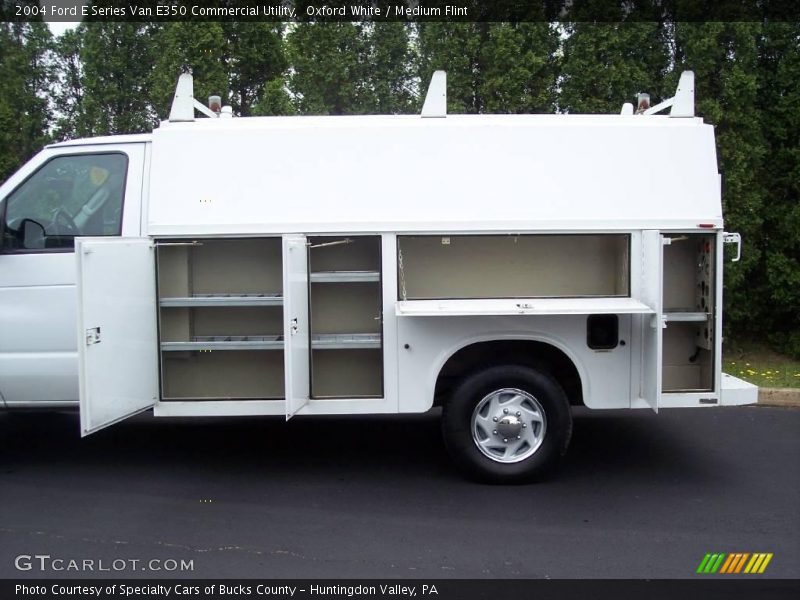 Oxford White / Medium Flint 2004 Ford E Series Van E350 Commercial Utility