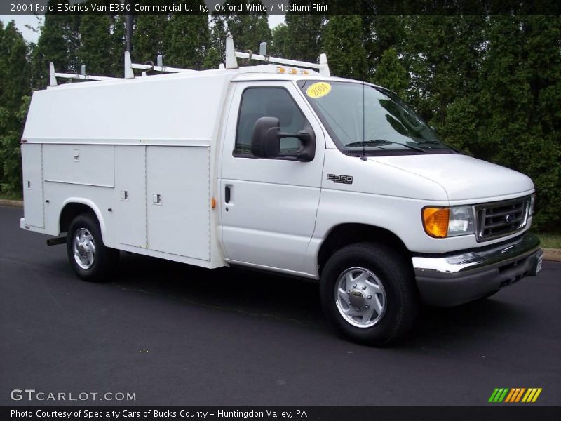 Oxford White / Medium Flint 2004 Ford E Series Van E350 Commercial Utility