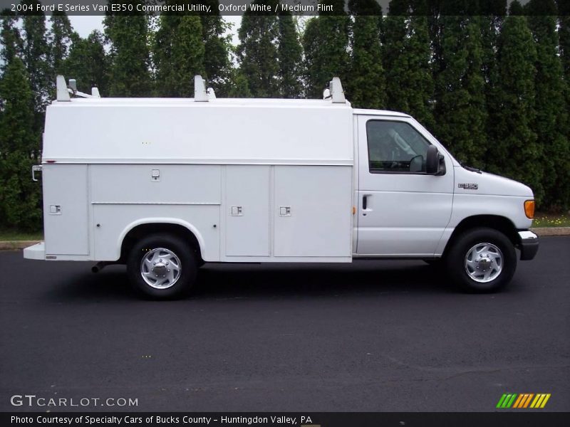 Oxford White / Medium Flint 2004 Ford E Series Van E350 Commercial Utility