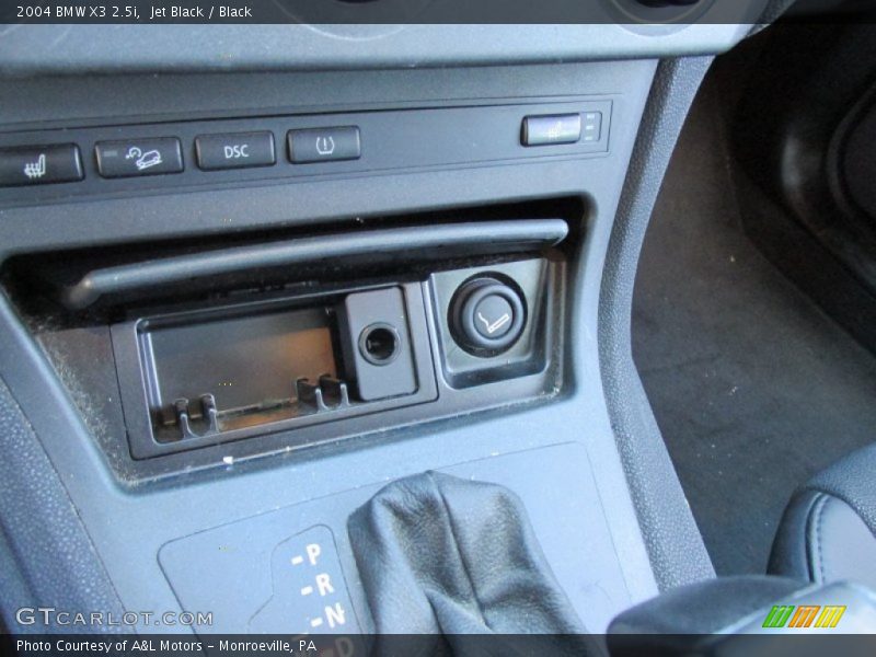 Jet Black / Black 2004 BMW X3 2.5i