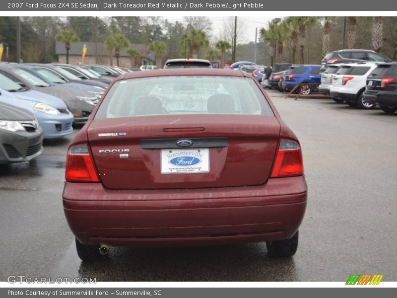 Dark Toreador Red Metallic / Dark Pebble/Light Pebble 2007 Ford Focus ZX4 SE Sedan