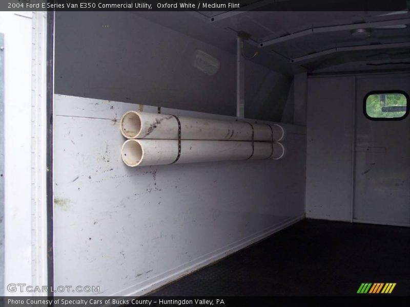 Oxford White / Medium Flint 2004 Ford E Series Van E350 Commercial Utility