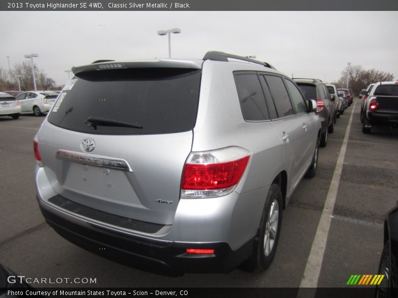 Classic Silver Metallic / Black 2013 Toyota Highlander SE 4WD