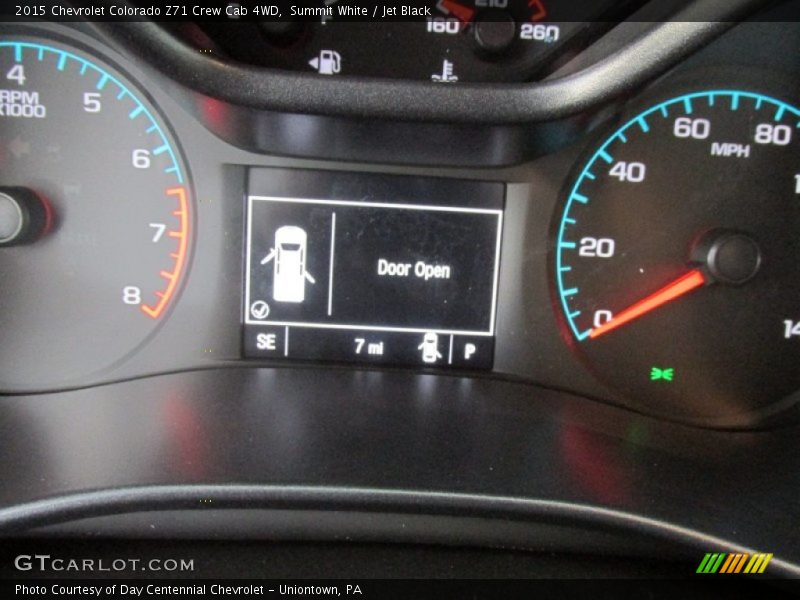 Summit White / Jet Black 2015 Chevrolet Colorado Z71 Crew Cab 4WD