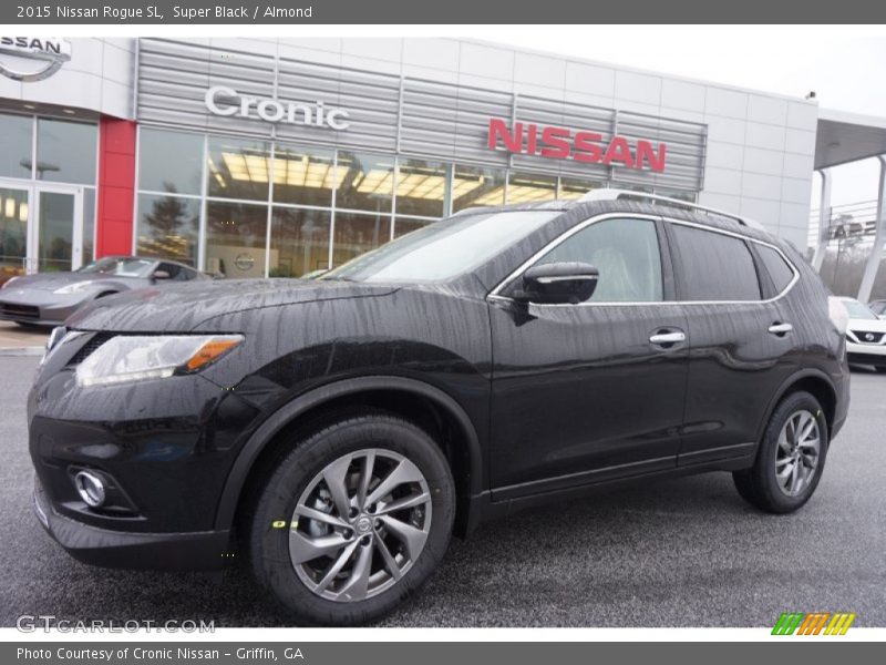 Super Black / Almond 2015 Nissan Rogue SL