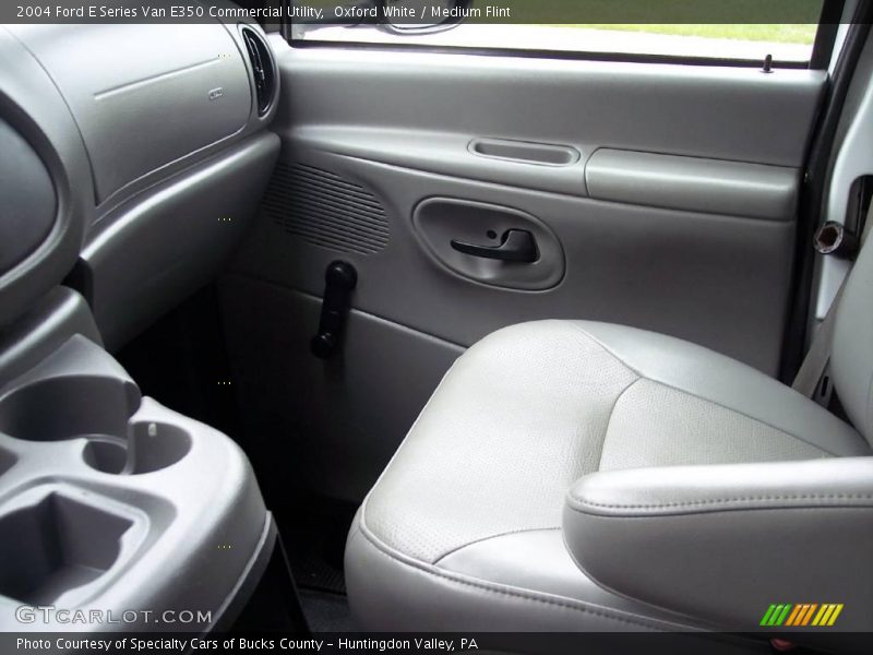 Oxford White / Medium Flint 2004 Ford E Series Van E350 Commercial Utility