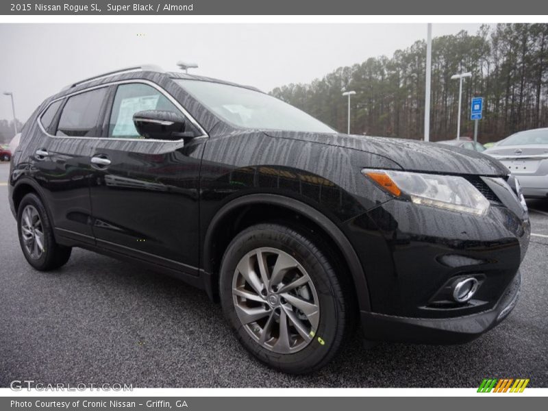 Super Black / Almond 2015 Nissan Rogue SL