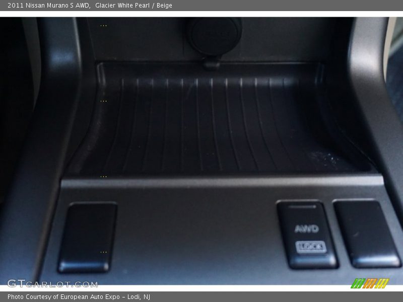 Glacier White Pearl / Beige 2011 Nissan Murano S AWD