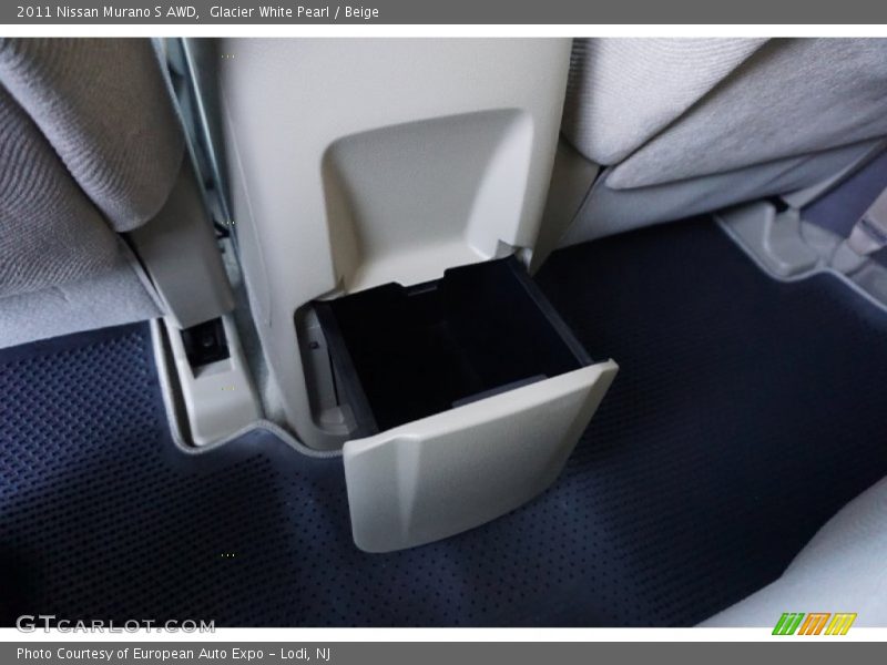 Glacier White Pearl / Beige 2011 Nissan Murano S AWD