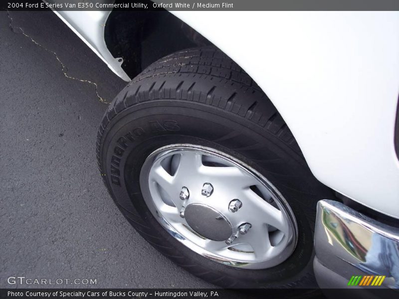 Oxford White / Medium Flint 2004 Ford E Series Van E350 Commercial Utility