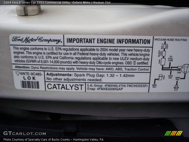 Oxford White / Medium Flint 2004 Ford E Series Van E350 Commercial Utility