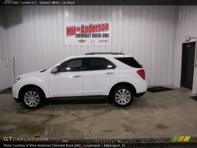 Olympic White / Jet Black 2011 GMC Terrain SLT