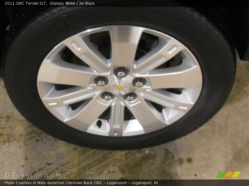 Olympic White / Jet Black 2011 GMC Terrain SLT