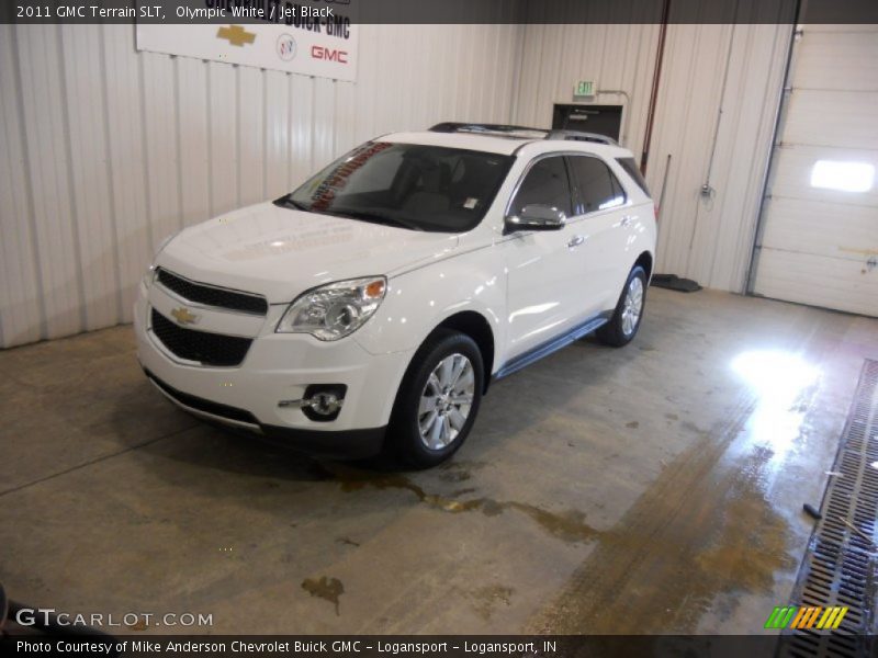Olympic White / Jet Black 2011 GMC Terrain SLT