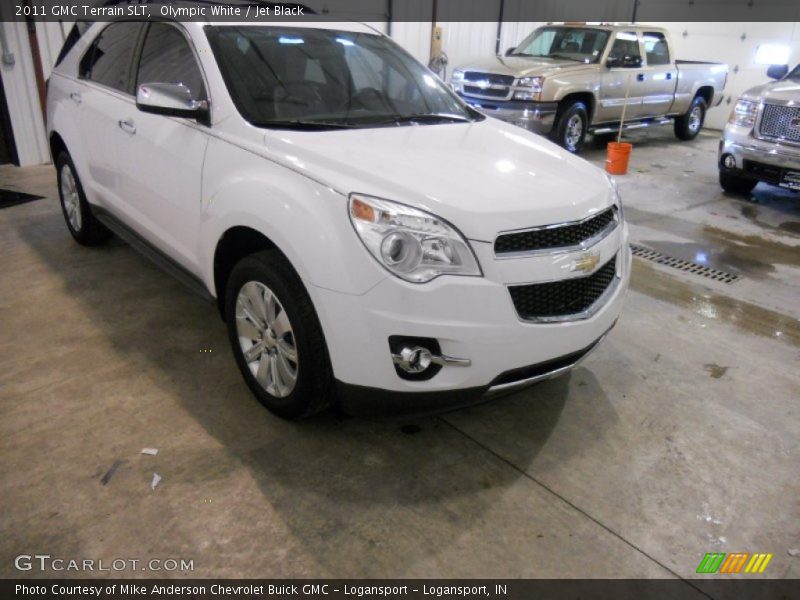 Olympic White / Jet Black 2011 GMC Terrain SLT