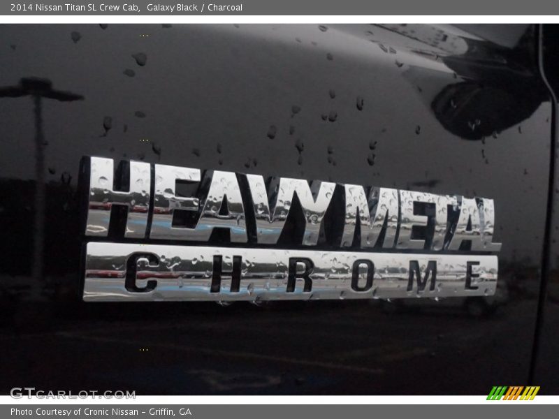 Galaxy Black / Charcoal 2014 Nissan Titan SL Crew Cab