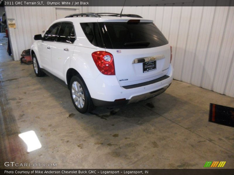 Olympic White / Jet Black 2011 GMC Terrain SLT
