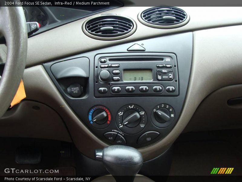 Infra-Red / Medium Parchment 2004 Ford Focus SE Sedan