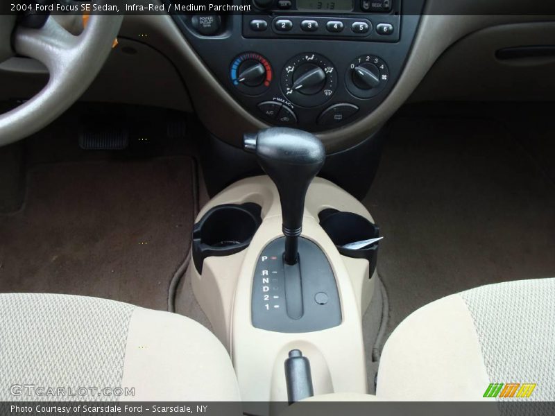 Infra-Red / Medium Parchment 2004 Ford Focus SE Sedan