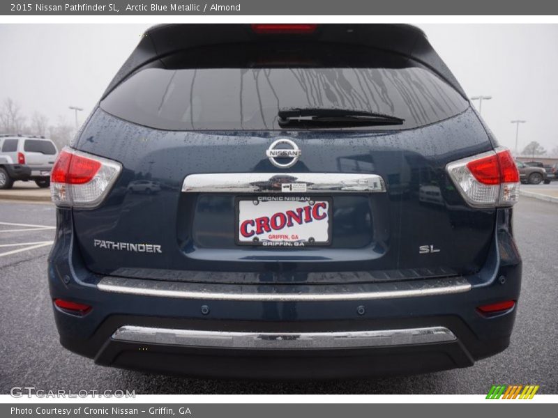 Arctic Blue Metallic / Almond 2015 Nissan Pathfinder SL