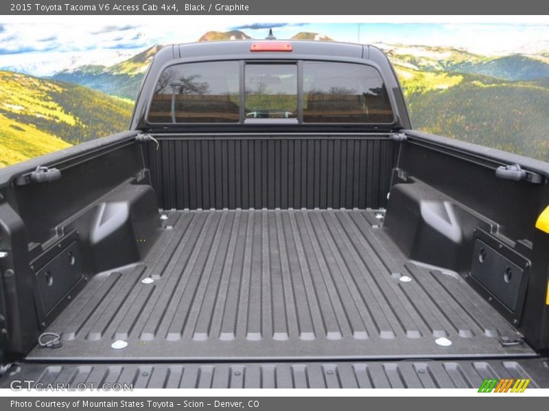 Black / Graphite 2015 Toyota Tacoma V6 Access Cab 4x4