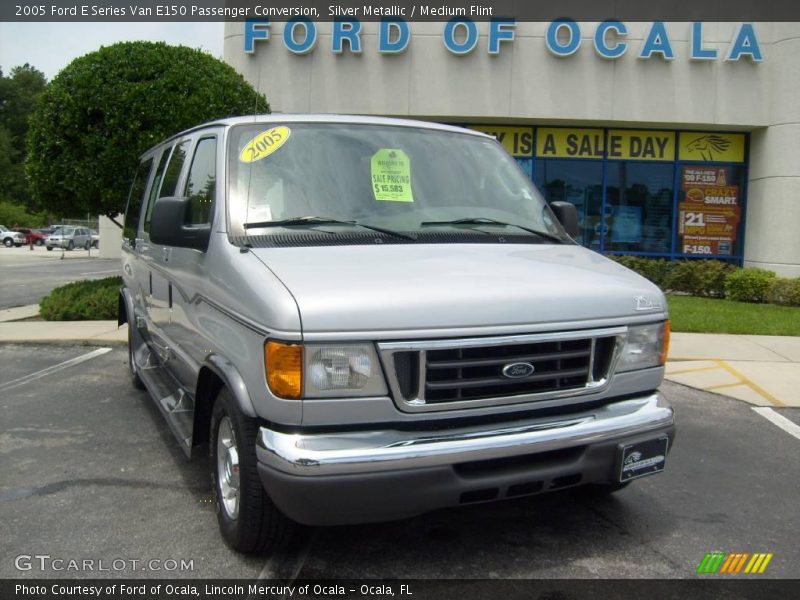 Silver Metallic / Medium Flint 2005 Ford E Series Van E150 Passenger Conversion