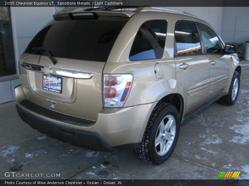 Sandstone Metallic / Light Cashmere 2005 Chevrolet Equinox LT