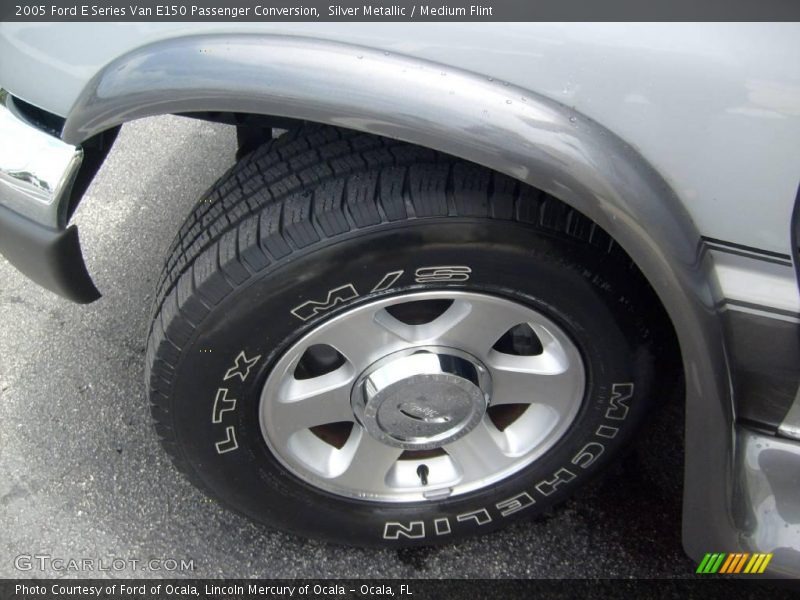 Silver Metallic / Medium Flint 2005 Ford E Series Van E150 Passenger Conversion