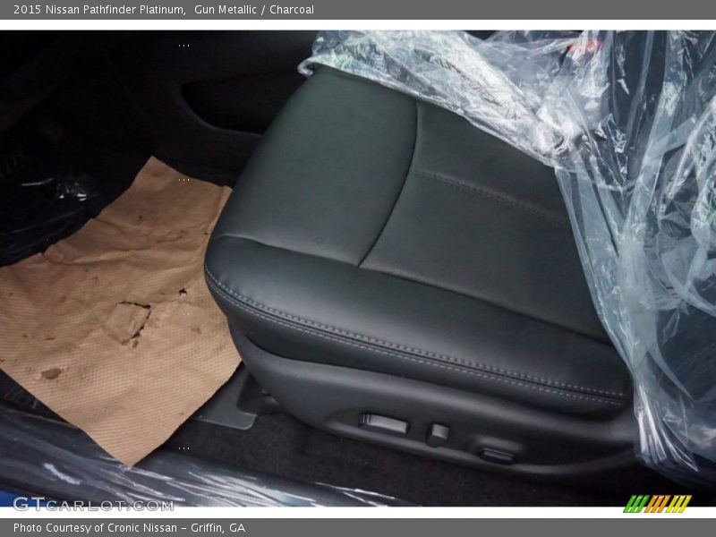 Gun Metallic / Charcoal 2015 Nissan Pathfinder Platinum