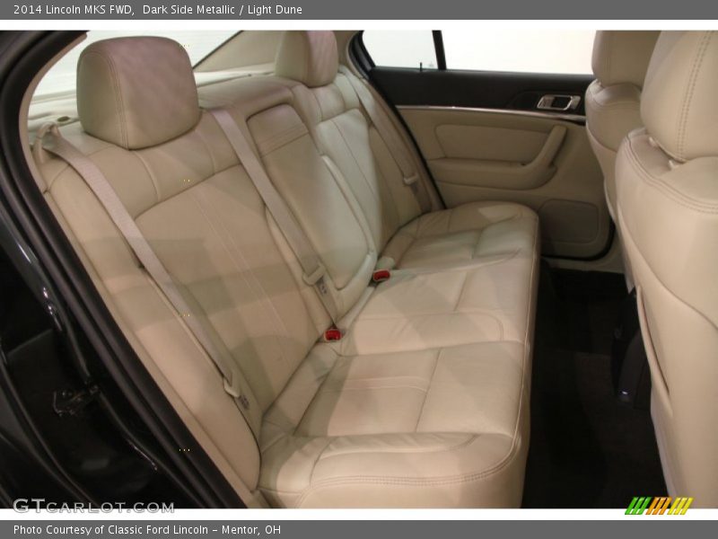 Dark Side Metallic / Light Dune 2014 Lincoln MKS FWD