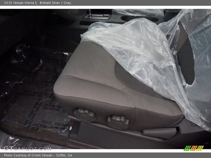Brilliant Silver / Gray 2015 Nissan Xterra S