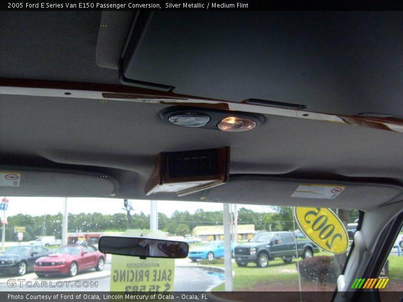 Silver Metallic / Medium Flint 2005 Ford E Series Van E150 Passenger Conversion