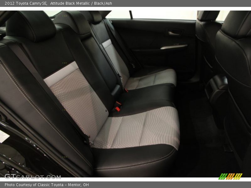 Attitude Black Metallic / Black/Ash 2012 Toyota Camry SE