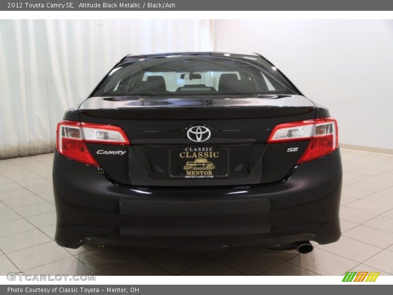 Attitude Black Metallic / Black/Ash 2012 Toyota Camry SE