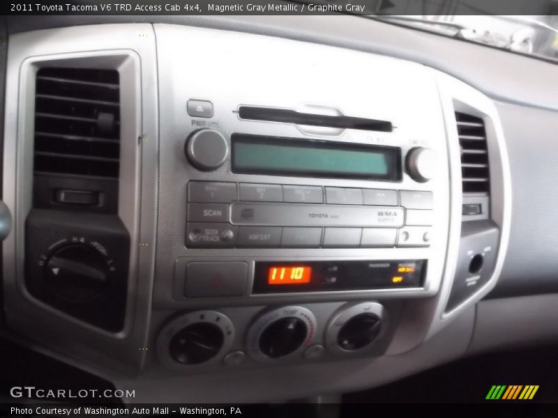 Magnetic Gray Metallic / Graphite Gray 2011 Toyota Tacoma V6 TRD Access Cab 4x4