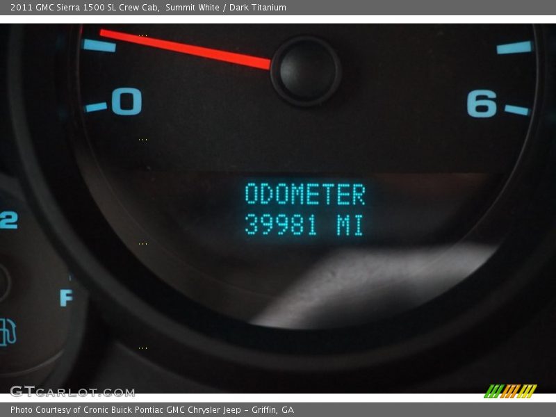 Summit White / Dark Titanium 2011 GMC Sierra 1500 SL Crew Cab
