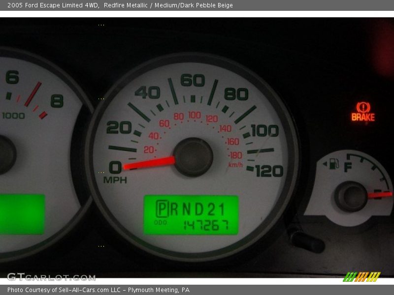 Redfire Metallic / Medium/Dark Pebble Beige 2005 Ford Escape Limited 4WD