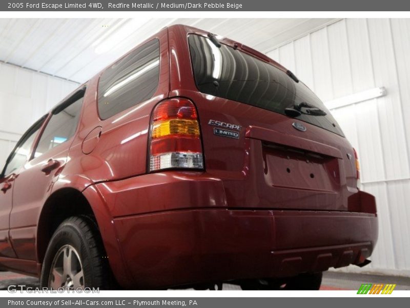 Redfire Metallic / Medium/Dark Pebble Beige 2005 Ford Escape Limited 4WD
