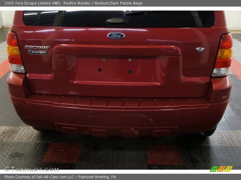 Redfire Metallic / Medium/Dark Pebble Beige 2005 Ford Escape Limited 4WD