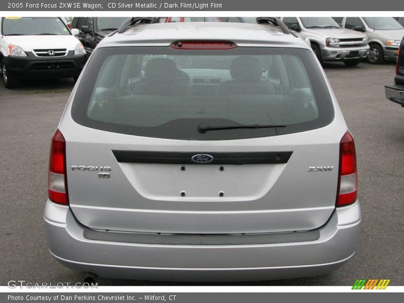 CD Silver Metallic / Dark Flint/Light Flint 2005 Ford Focus ZXW SE Wagon