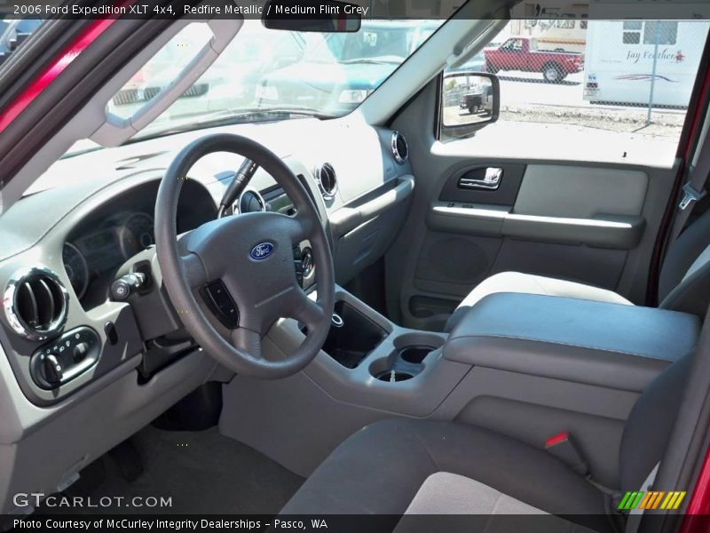 Redfire Metallic / Medium Flint Grey 2006 Ford Expedition XLT 4x4