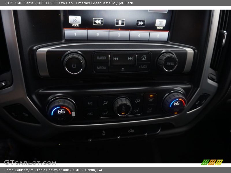 Emerald Green Metallic / Jet Black 2015 GMC Sierra 2500HD SLE Crew Cab