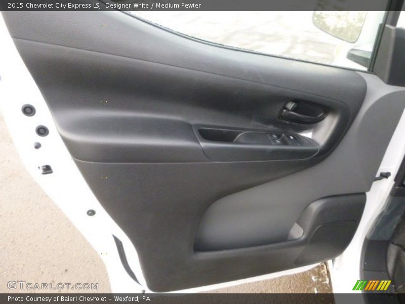 Designer White / Medium Pewter 2015 Chevrolet City Express LS