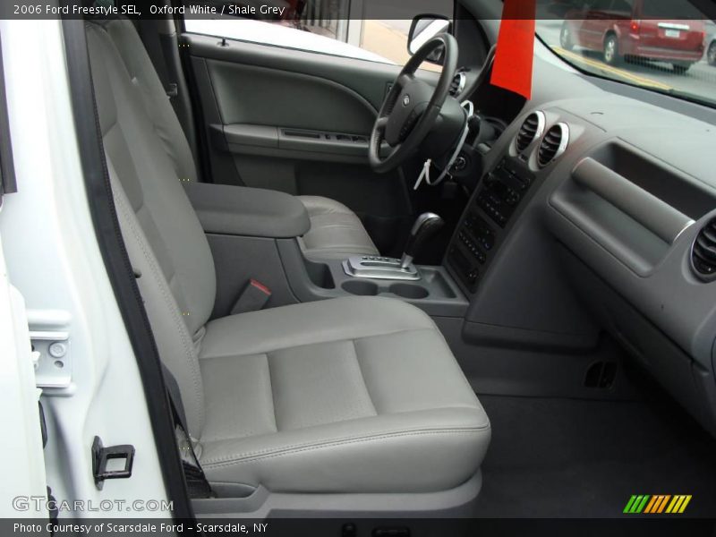 Oxford White / Shale Grey 2006 Ford Freestyle SEL