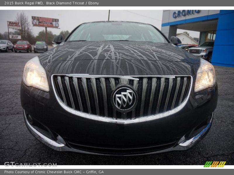 Black Diamond Tricoat / Ebony 2015 Buick Regal FWD
