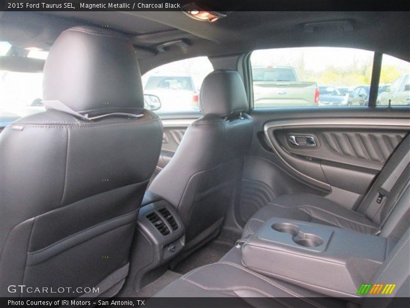Magnetic Metallic / Charcoal Black 2015 Ford Taurus SEL