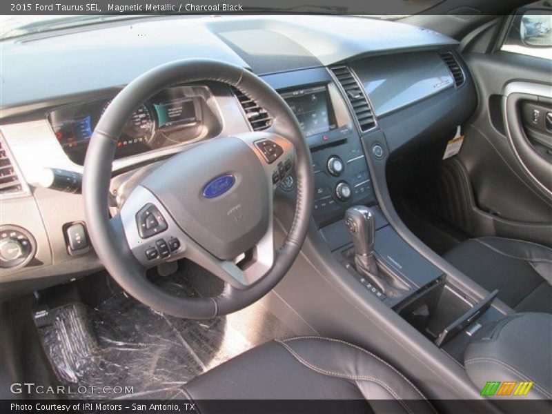 Magnetic Metallic / Charcoal Black 2015 Ford Taurus SEL