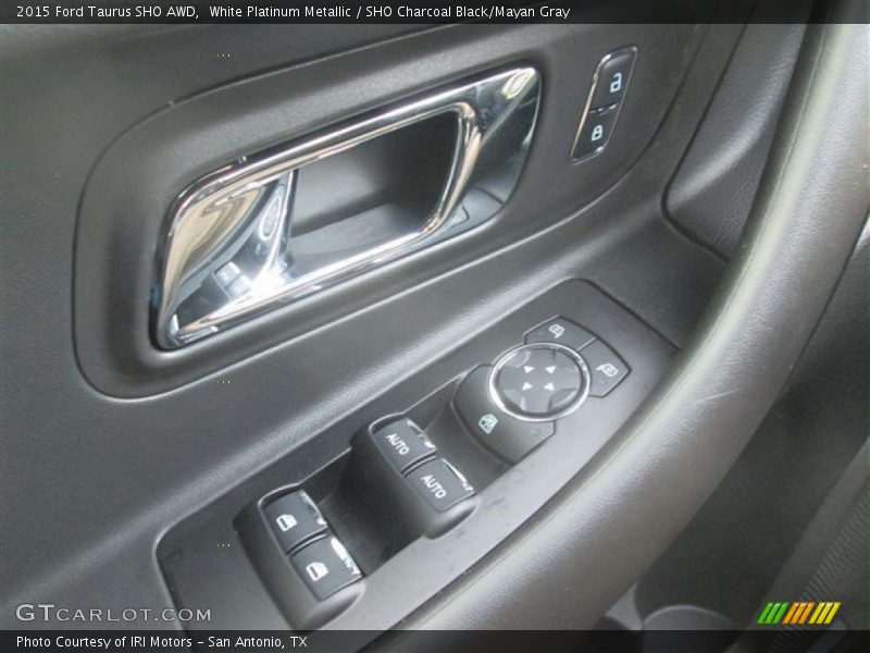 White Platinum Metallic / SHO Charcoal Black/Mayan Gray 2015 Ford Taurus SHO AWD